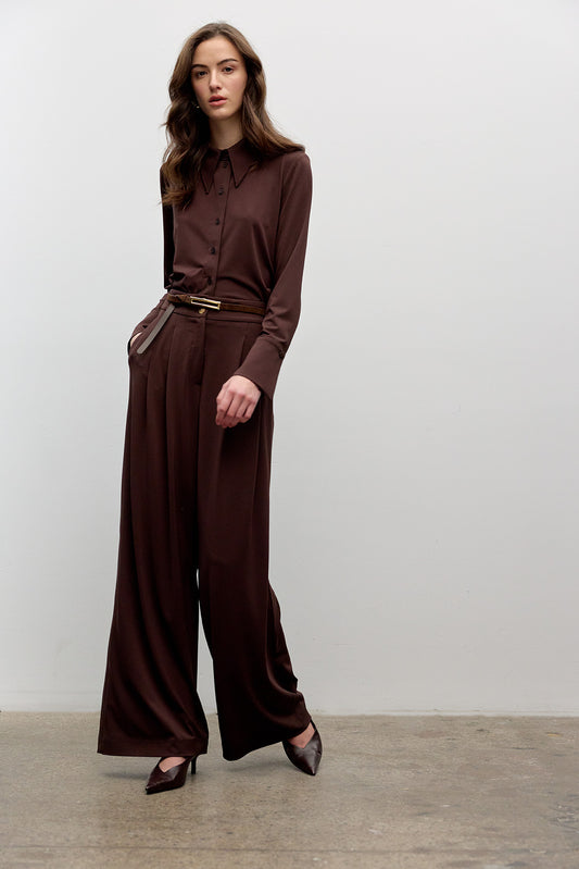 Pantalon plissé en jersey mat