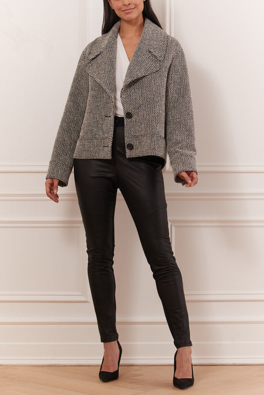 Crop coat with oversize collar