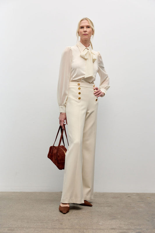 Chemise en jersey mat avec détails en chiffon
