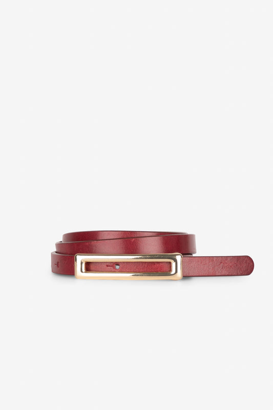 Ceinture cuir avec boucle dorée