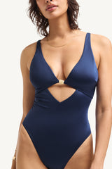Vitamin A - TERRA CUT OUT ONE PIECE