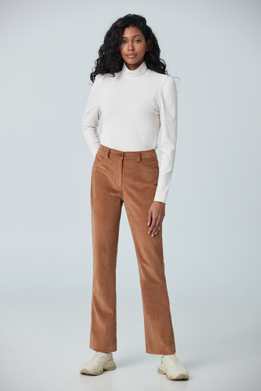 Straight leg crop pant with faux leather insert