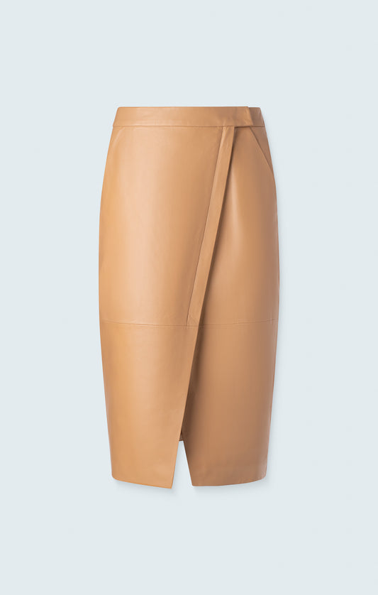 Pencil skirt with front vent