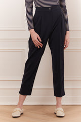 Crop pant with front pleat