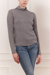 Pull cotelé col montant